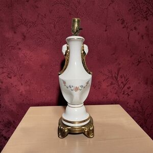 Mid-Century Wedgwood England  Vintage Urn-Style Table Lamp Hand-Painted Floral